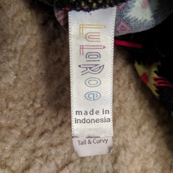 SOLD LuLaRoe Leggings TC - Picture 2 of 2